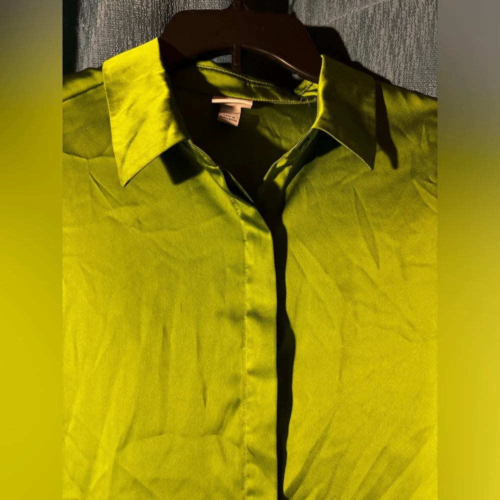 A New Day Bright Green Long Sleeve Button Down Shirt - Picture 2 of 9